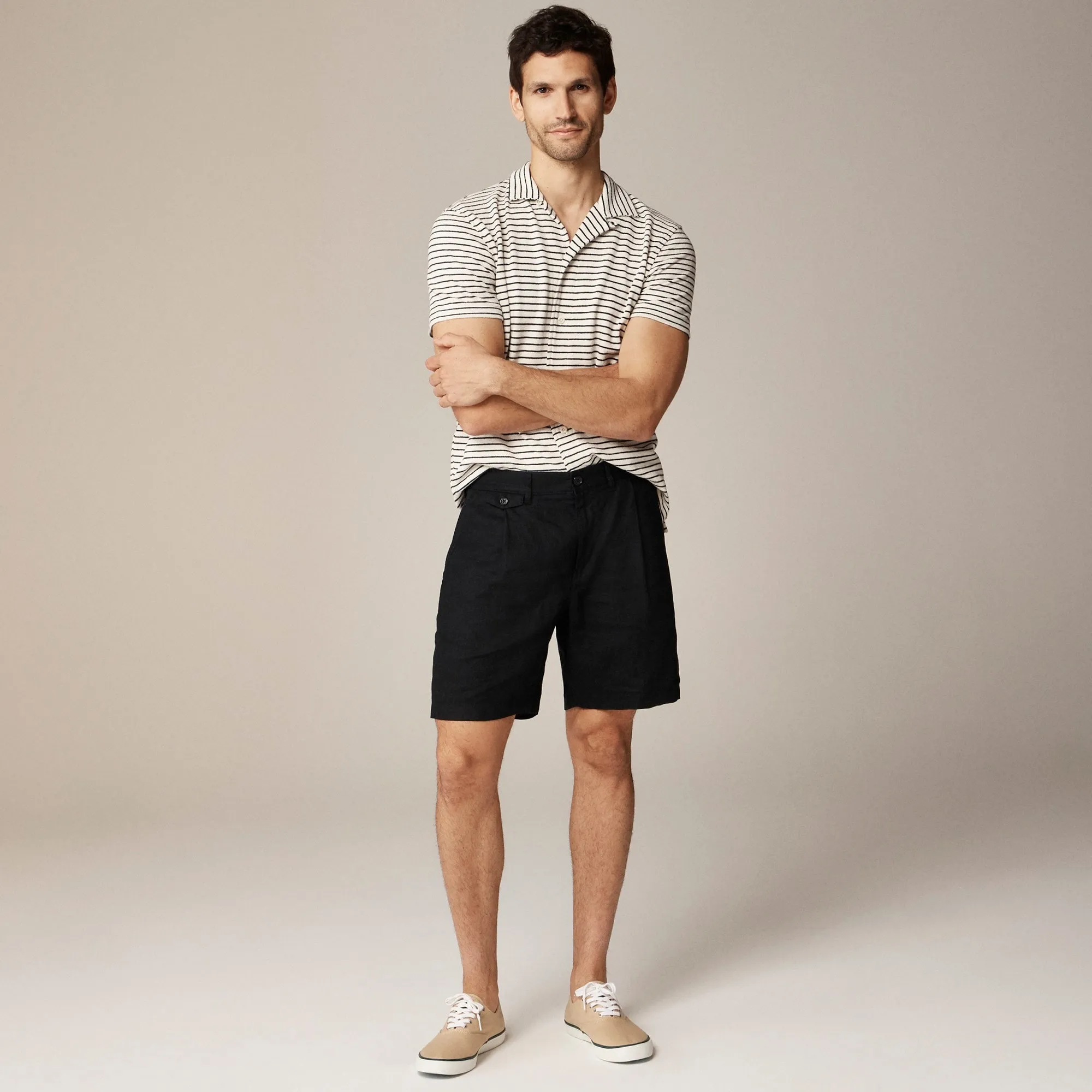 7.5'' pleated linen short