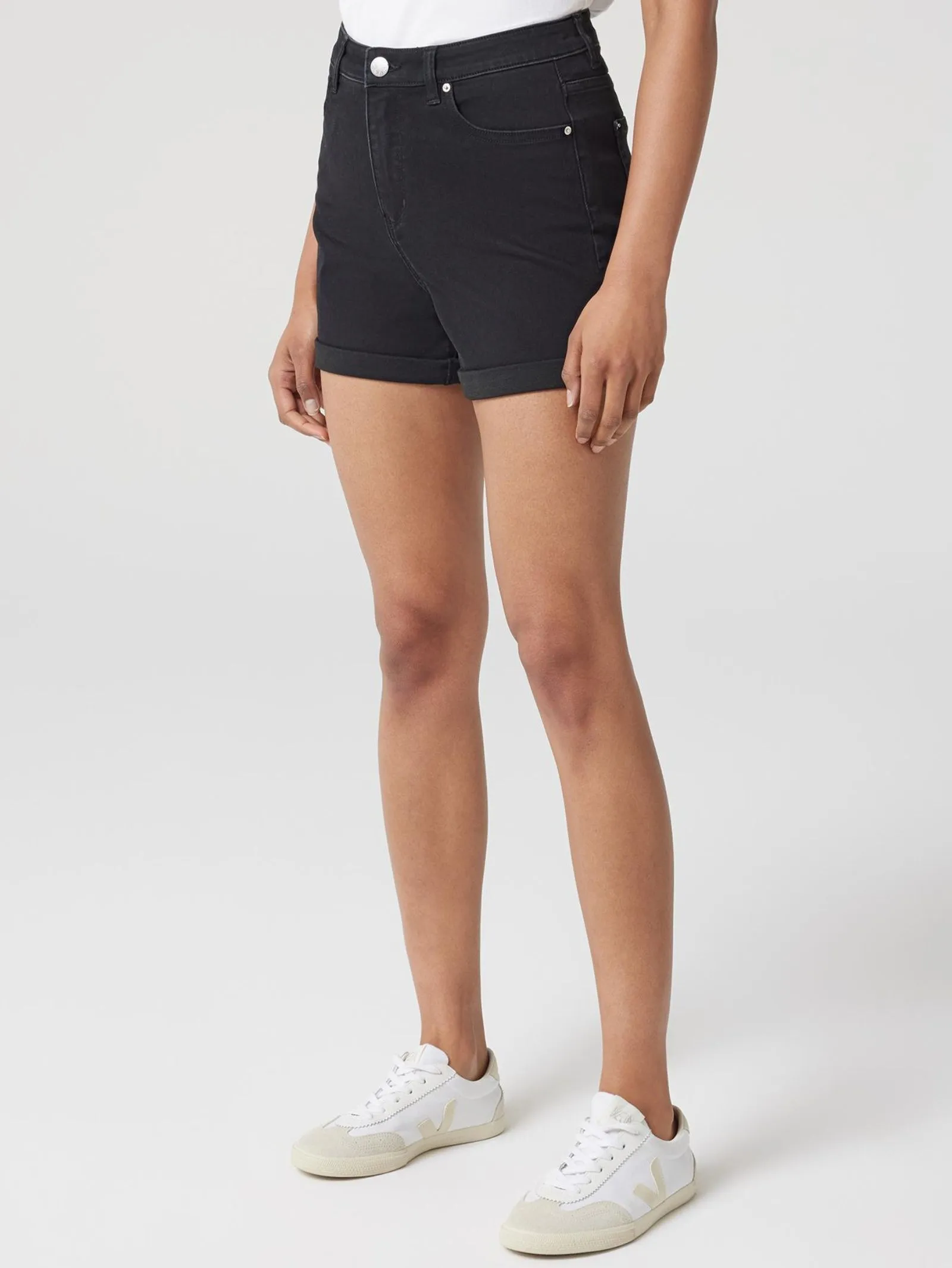 Alexa Boyfriend Short