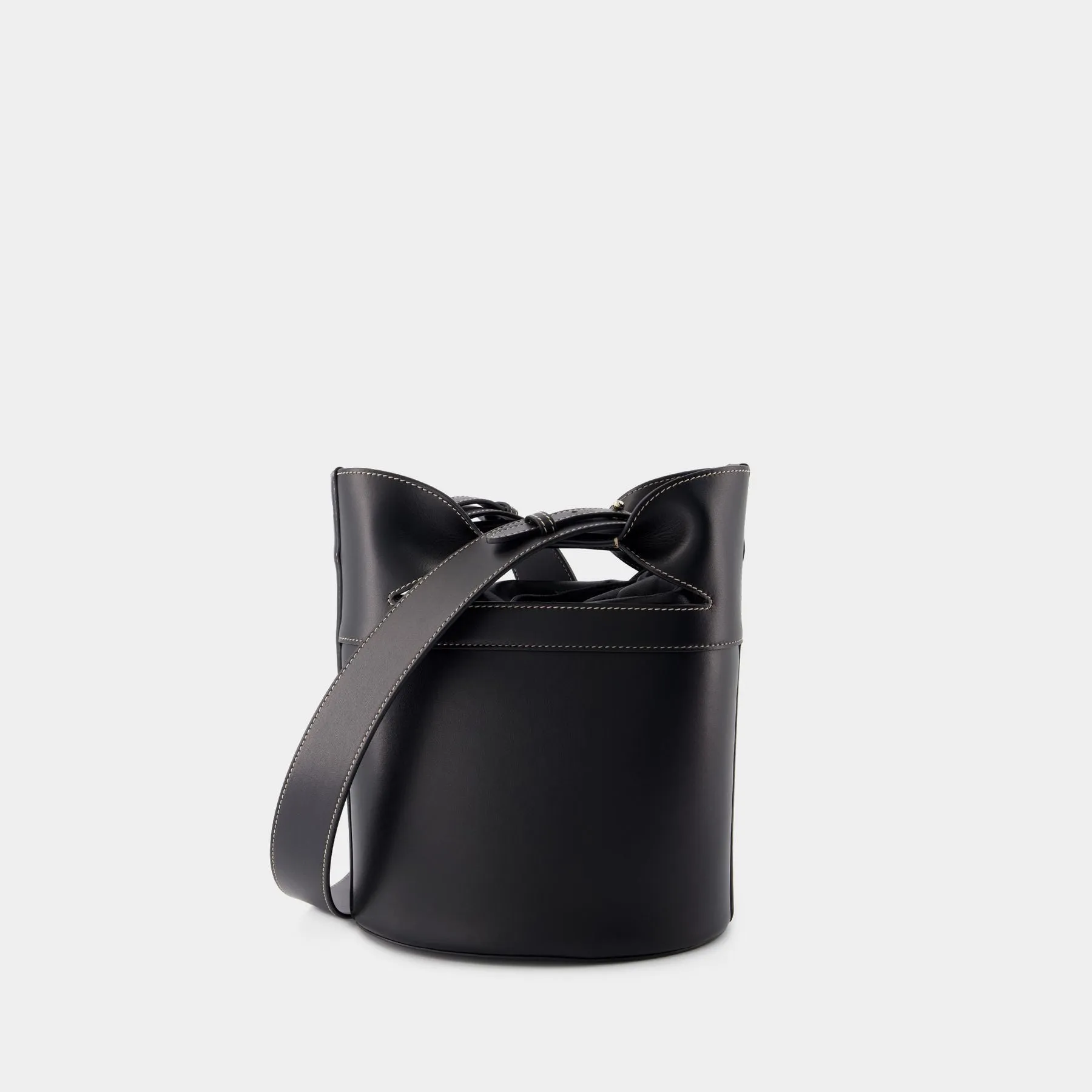 Alexander McQueen  The Bucket Bow Crossbody - Alexander McQueen - Leather - Black