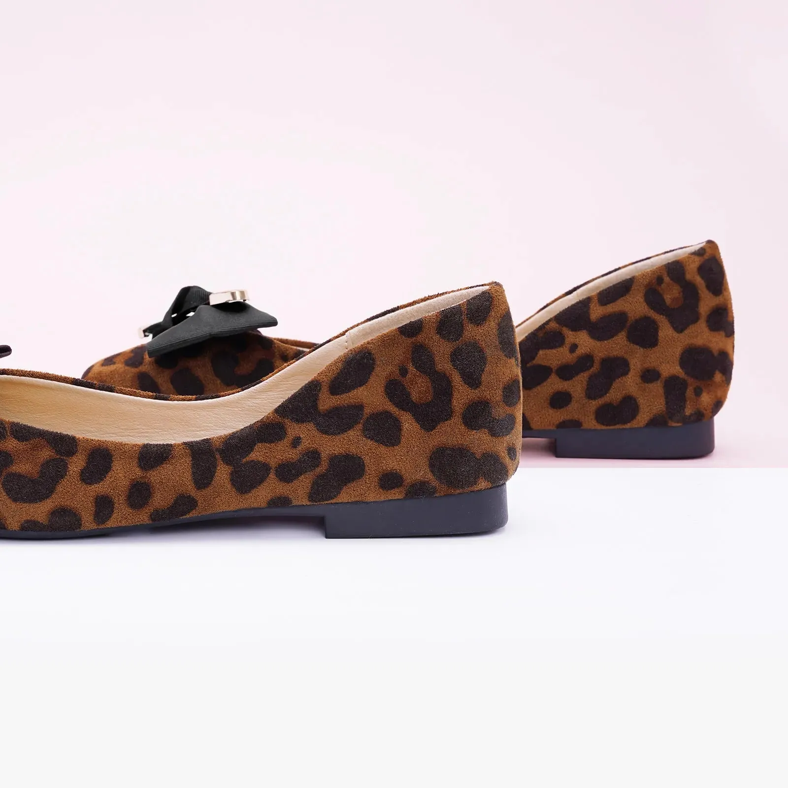 Animal Prints Metal Bow Flats (Eva) Leopard