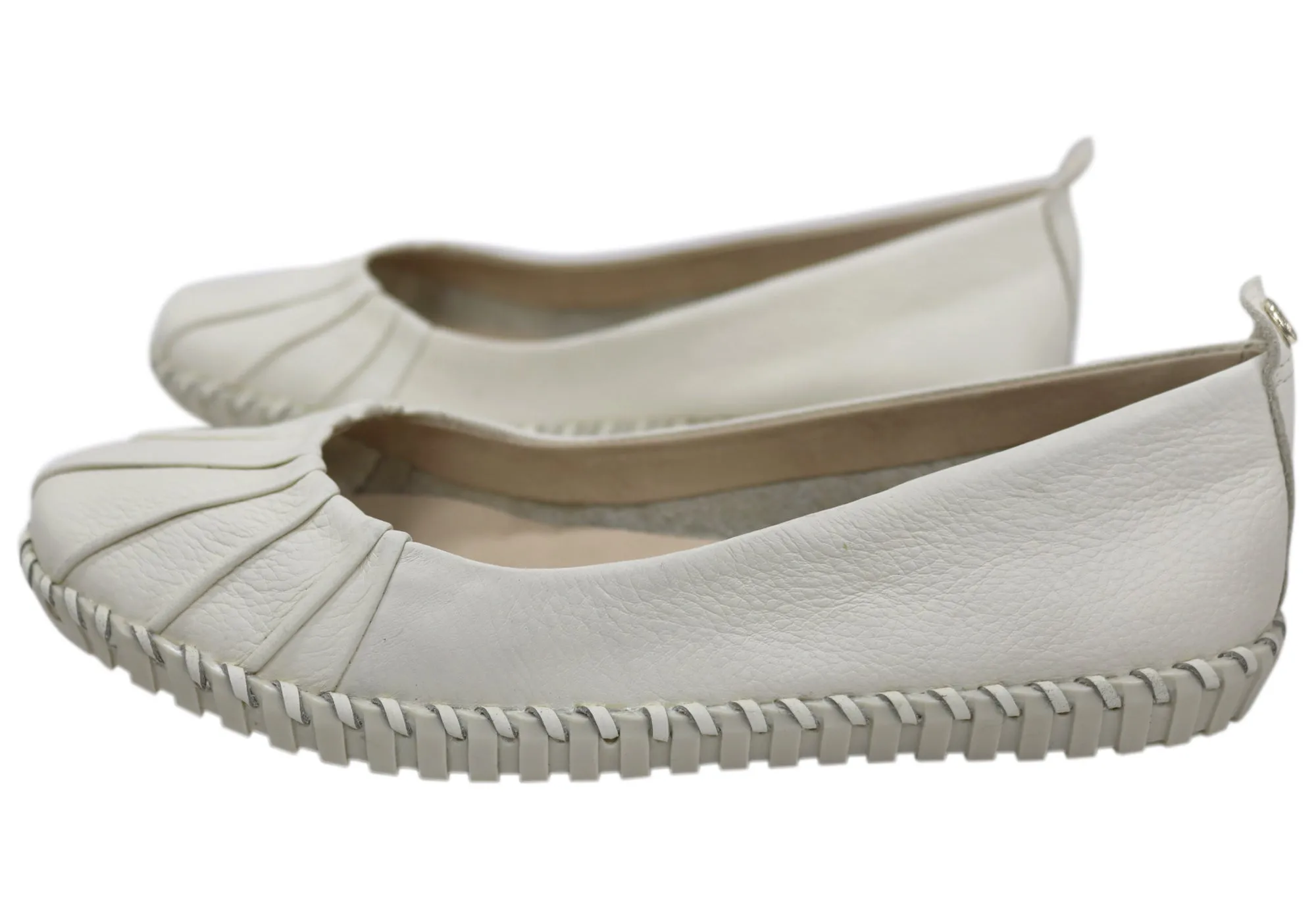 Bottero Namibia Womens Comfortable Leather Flats Shoes Made In Brazil