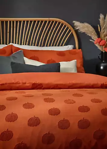 furn. Pumpkin Tufted Cotton 180 Thread Count Halloween Duvet Cover Set | Kaleidoscope