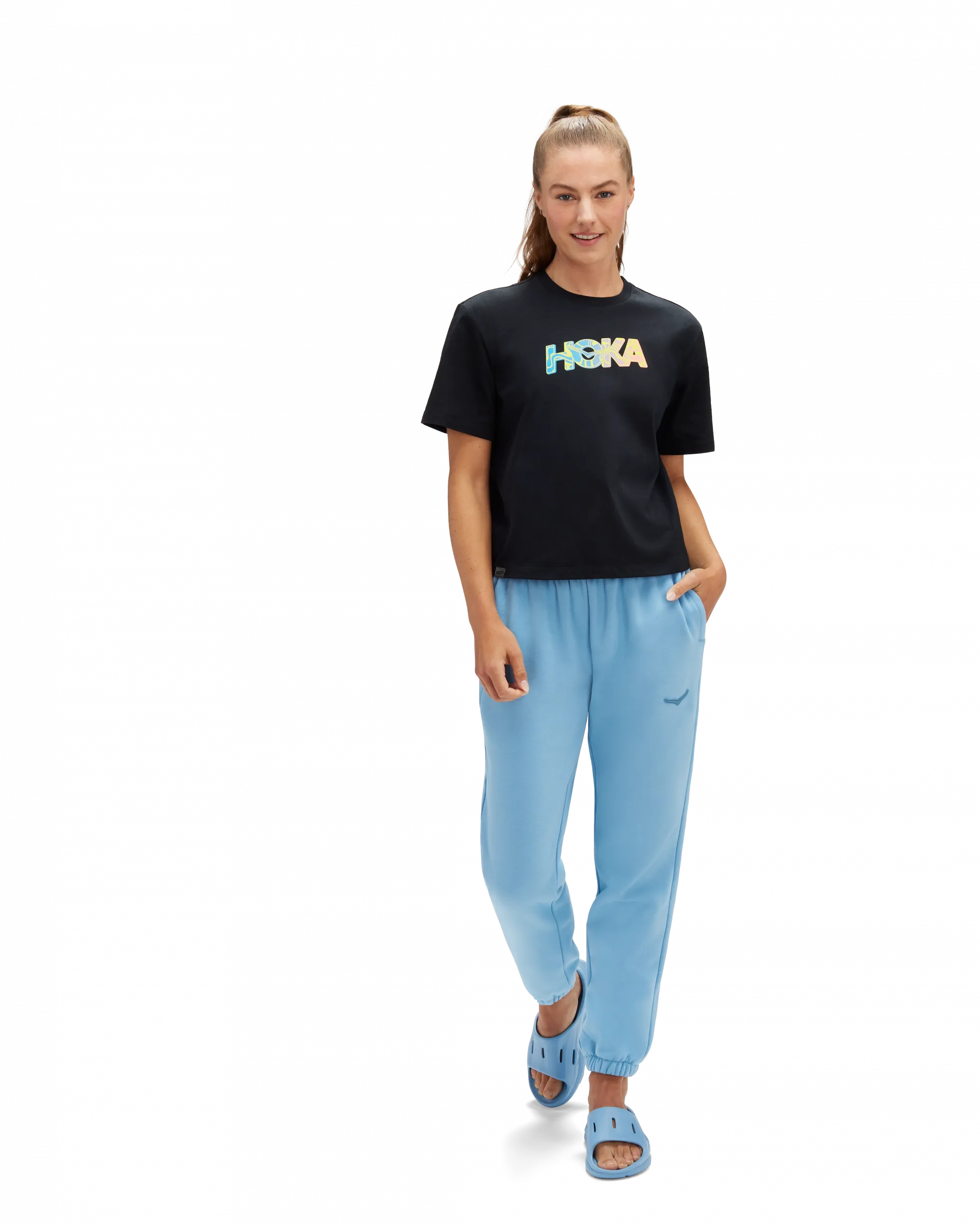 Hoka 1153374Women's Topo Logo Short Sleeve Black | Buy Hoka 1153374Women's Topo Logo Short Sleeve Black here | Outnort