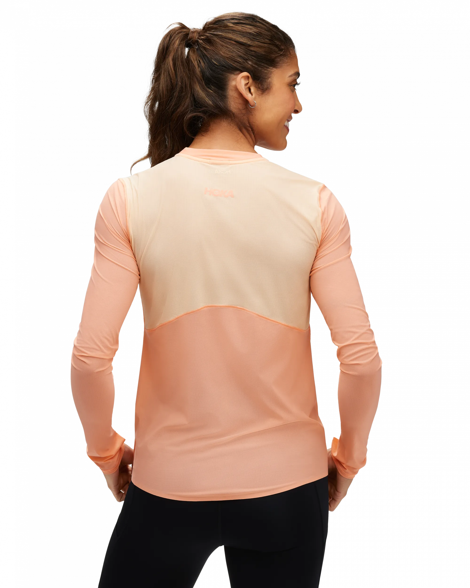 Hoka Women's Airolite Run Long Sleeve Papaya | Buy Hoka Women's Airolite Run Long Sleeve Papaya here | Outnorth