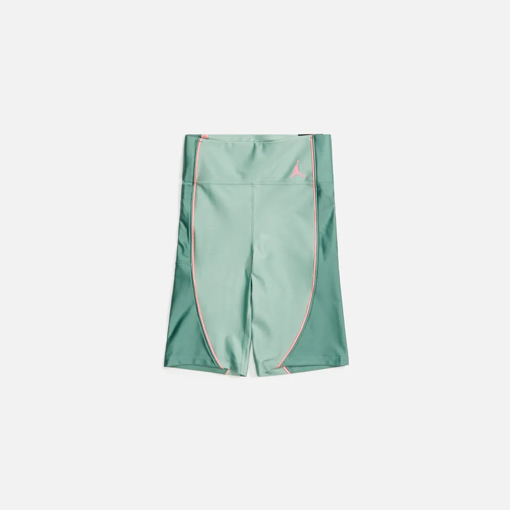 Jordan    nike air  wmns essential bike short