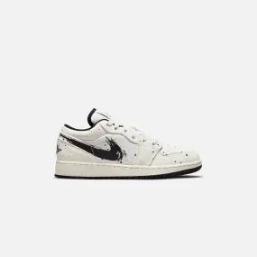 Jordan    nike grade school air  1 low se