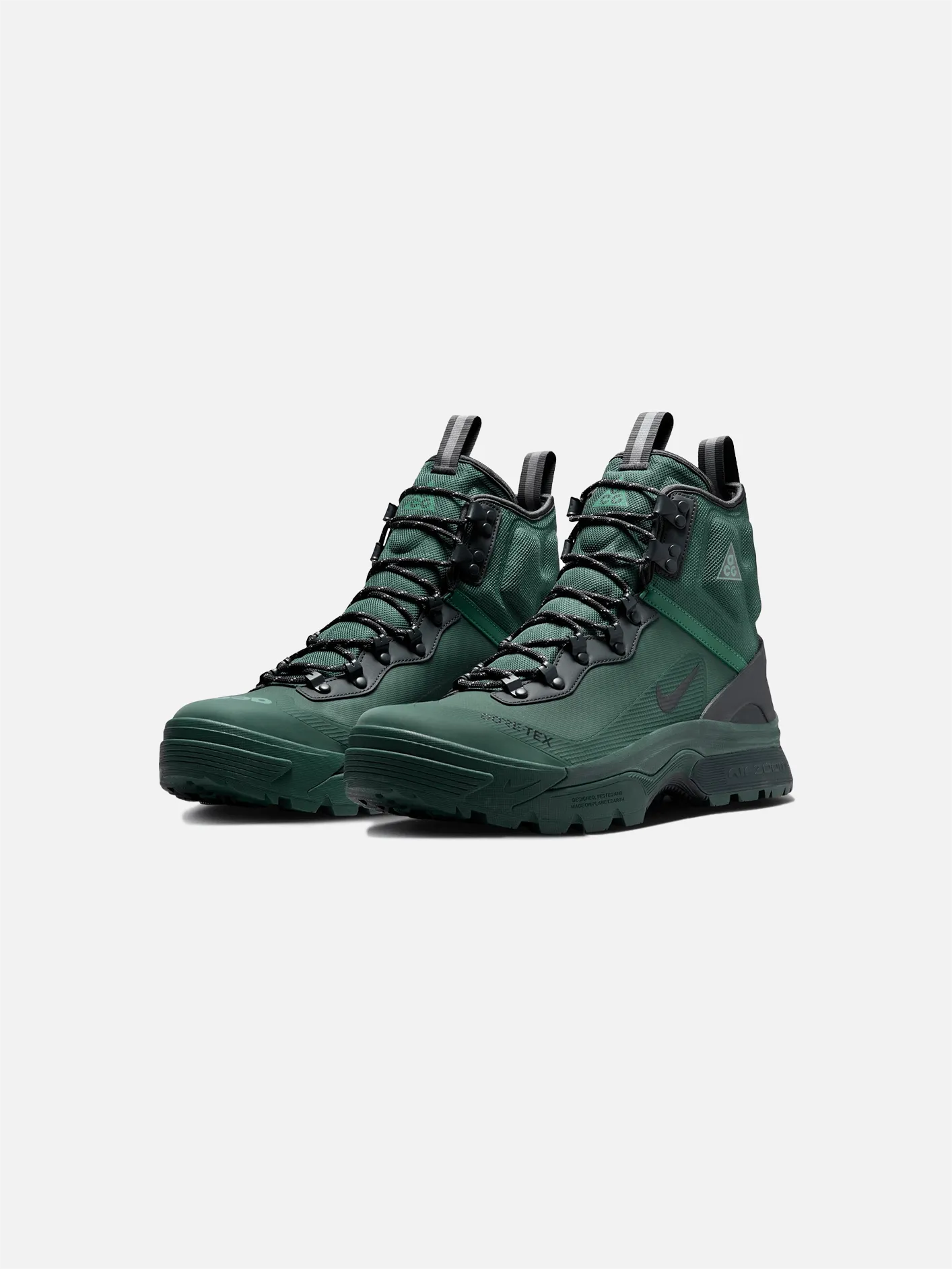 NIKE ACG Air Zoom Gaiadome GORE-TEX 