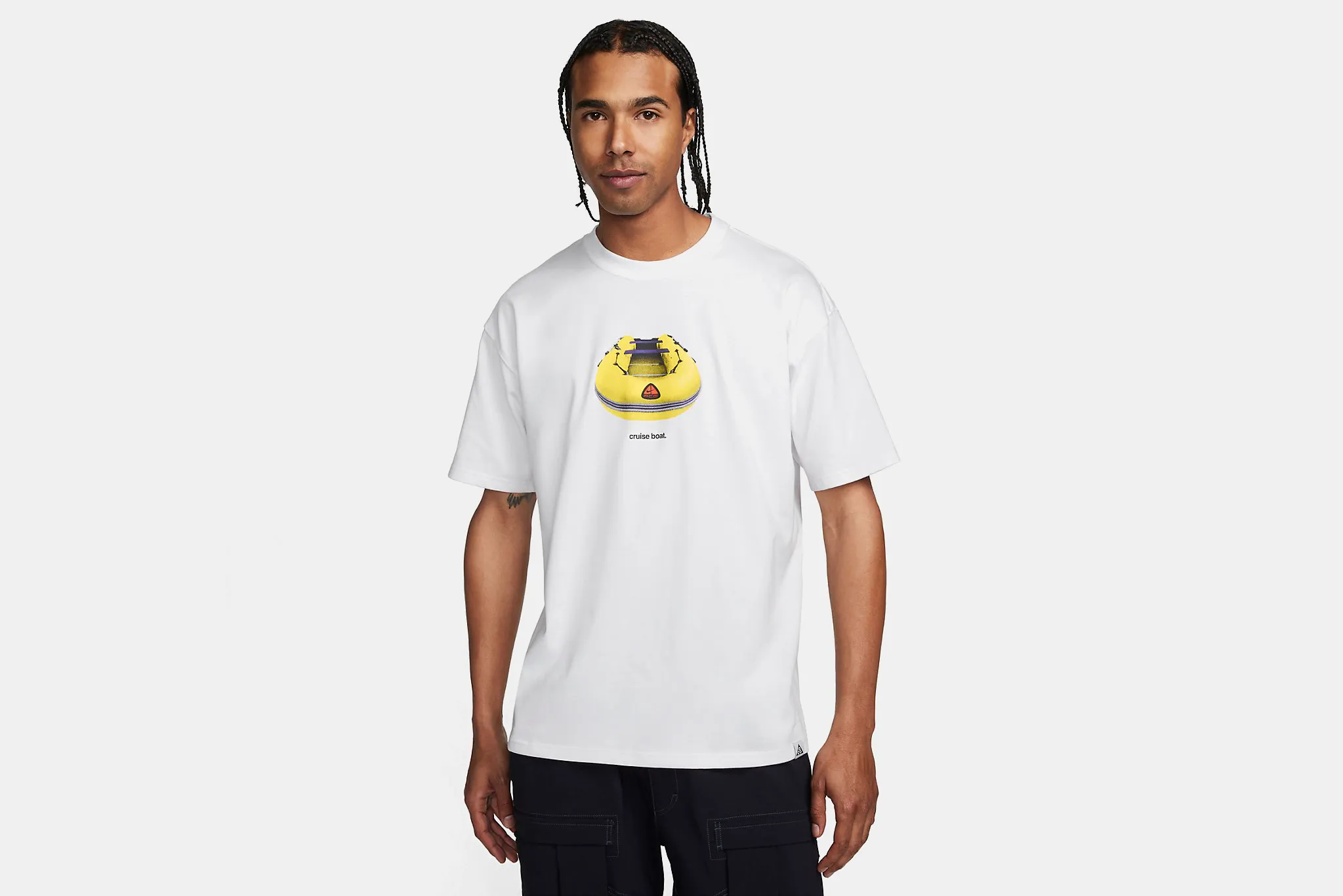 Nike ACG Cruise Boat Sleeve T-Shirt' M - White / Yellow