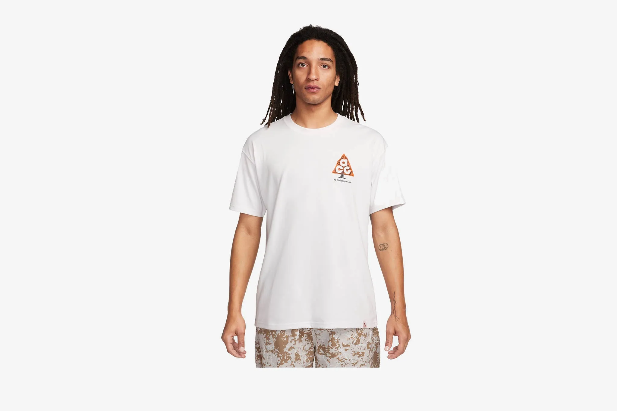 Nike ACG End to End Tee  M - White / Orange