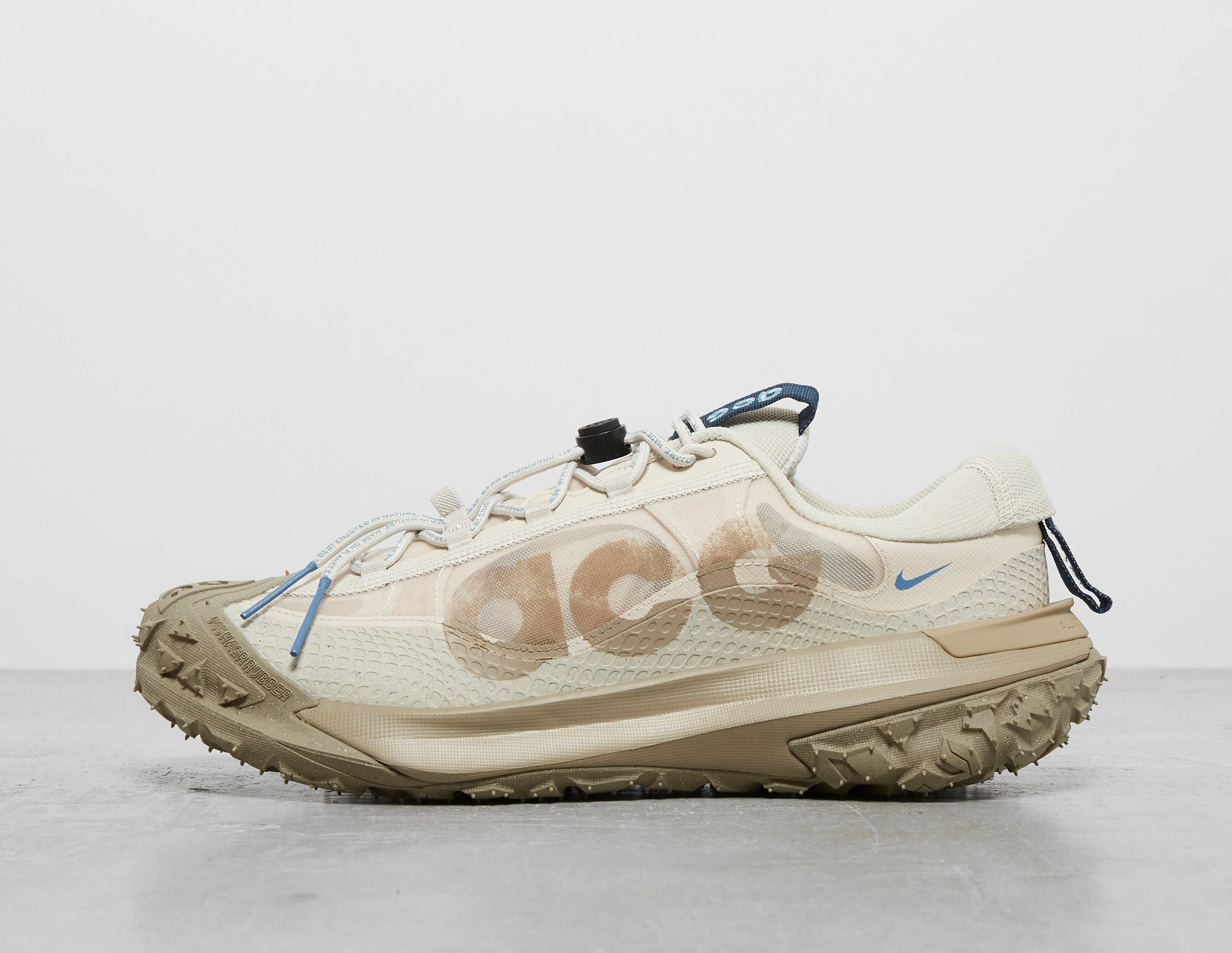 Nike ACG Mountain Fly 2