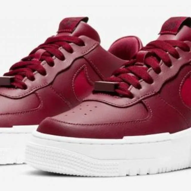 Nike Air Force 1 Pixel 2021