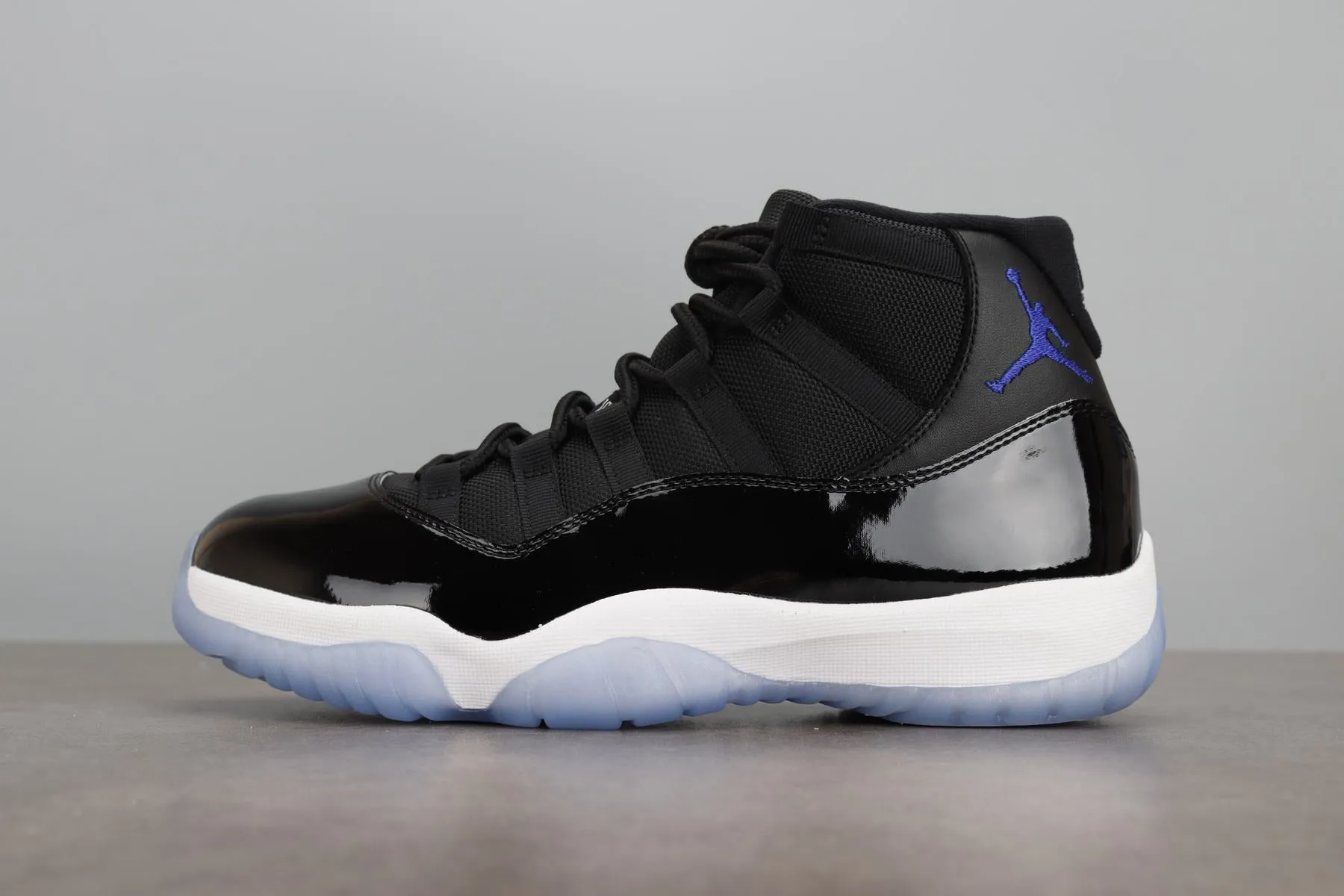 Nike Air Jordan 11 XI Retro Space Jam