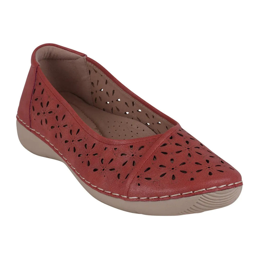 Nysha Red Laser Cut Flats