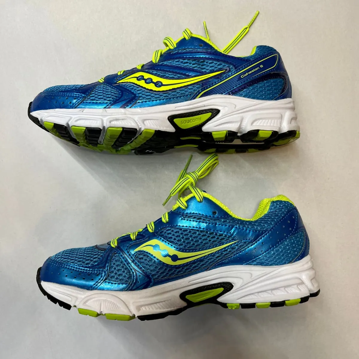 SAUCONY Women's Grid Cohesion 6 -Blue/Citron- Running Shoe - Size 7M Preowned