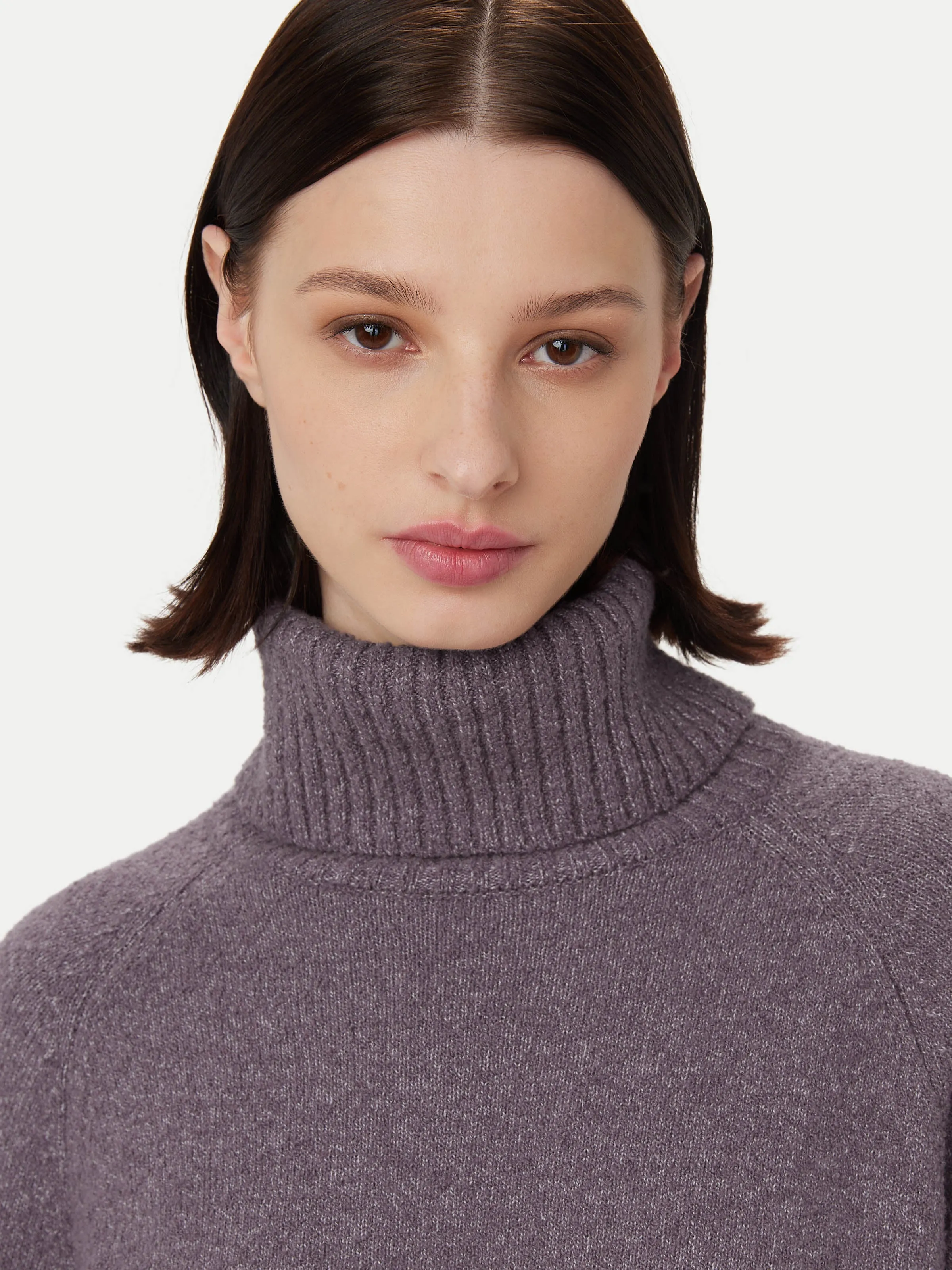 The Seawool Turtleneck in Purple