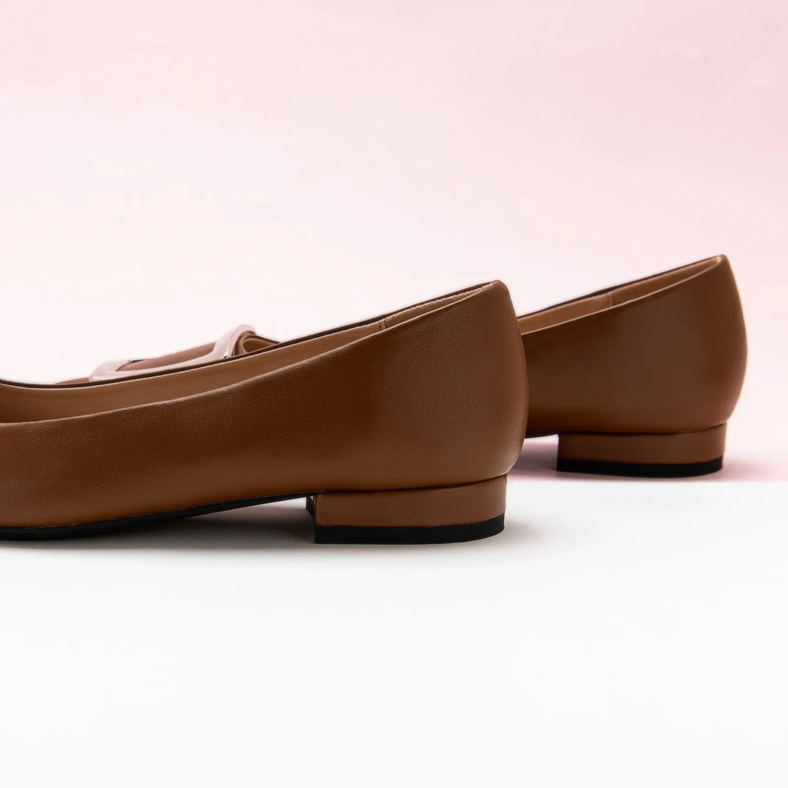 Trapezoidal Buckle Flats (Aida) Brown