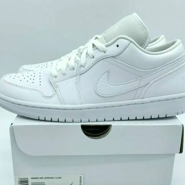 WMNS Nike Air Jordan 1 Low 5-12 Triple White AO9944-111